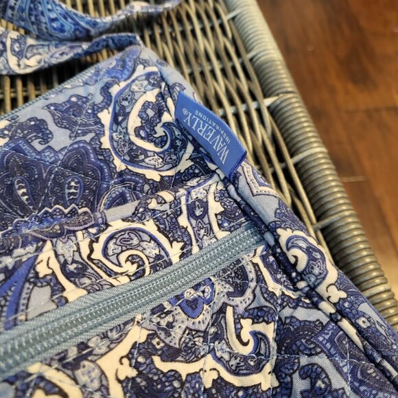 Waverly Crossbody Shoulder Bag in Floral Blue Print - Picture 4 of 15